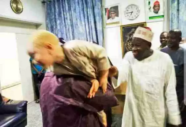 Obasanjo Carries Albino Boy On His Shoulder In Abuja (See Photo)